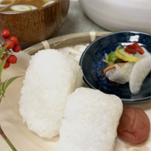 絶品塩むすびの作り方(穂垂舞コシヒカリ)
